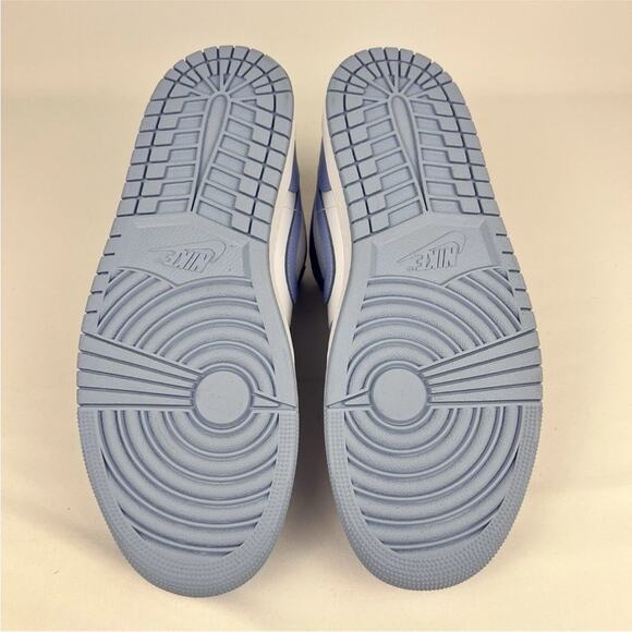 Nike Air Jordan 1 Low White Aluminum DC0774-142 Men’s Size 10.5 / Women’s 12 - Picture 3 of 6